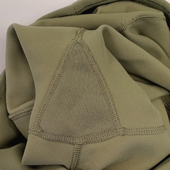 SALE - Calia by Carrie Underwood Ribbed Biker Shorts with Pockets Green Size S - Picture 5 of 6